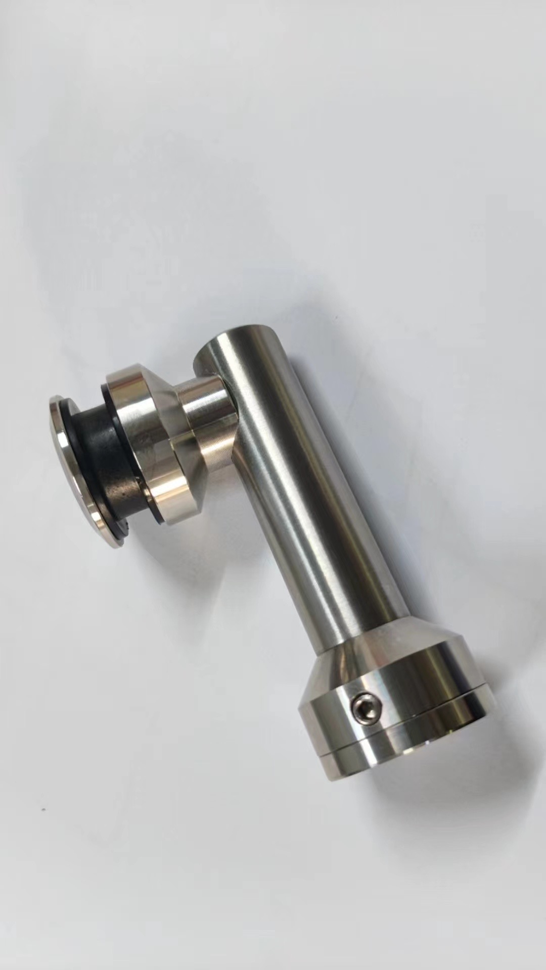 Glass Hardware  